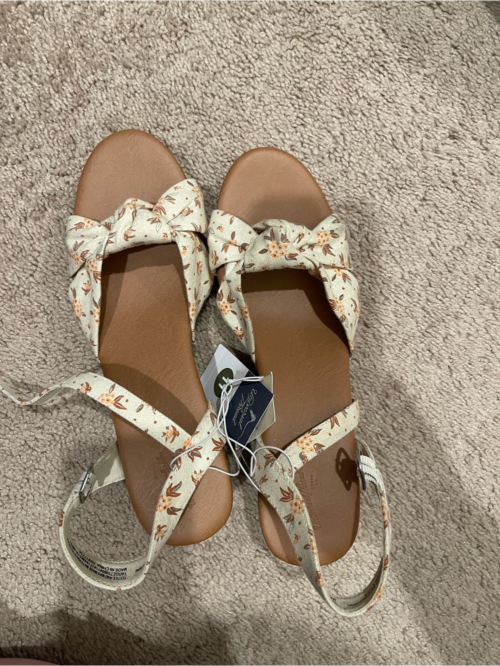 Universal Thread Cream Floral Tie-Front Slingback Sandals